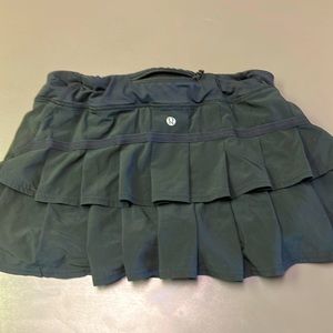Lululemon Skort- L- black - pleated back